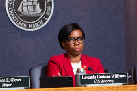 Portsmouth city attorney to leave for circuit court judgeship