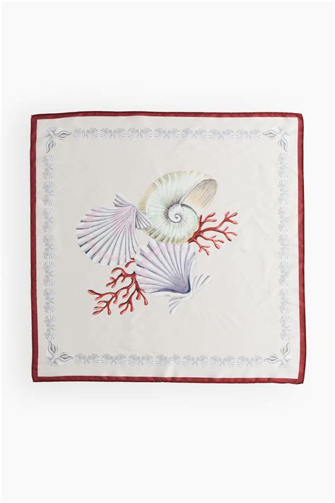 Satin scarf - Cream/Seashells - Ladies | H&M IN