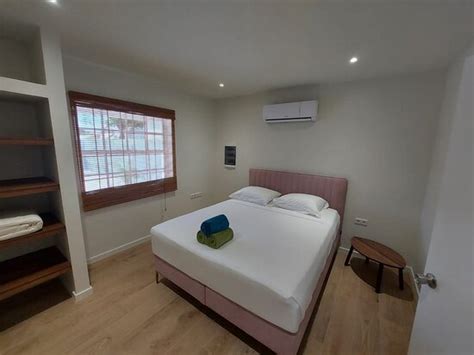 J&L RESORT (Willemstad) - Resort Reviews, Photos, Rate Comparison ...