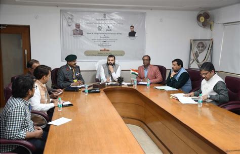 KVIC & Assam Rifles sign MoU; Paramilitary forces to taste Khadi ...