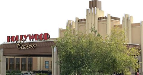 Bomb threat made against Hollywood Casino & Hotel in Joliet: cops ...