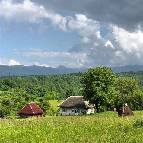 THE VILLAGE HOTEL (Breb) - Guesthouse Reviews, Photos, Rate Comparison ...