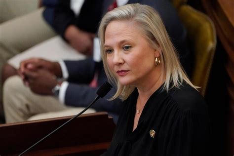 Mississippi Lawmakers Send Bill That Criminalizes Abortion-Inducing ...