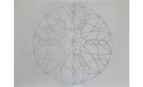 Hand Painted Rangoli For Your Golu Steps This Navarathri | Hobby Ideas