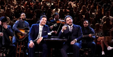 Jimmy Fallon Audience 的图像结果