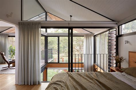 Unlocking Louvre Window Locks without a Key 的图像结果