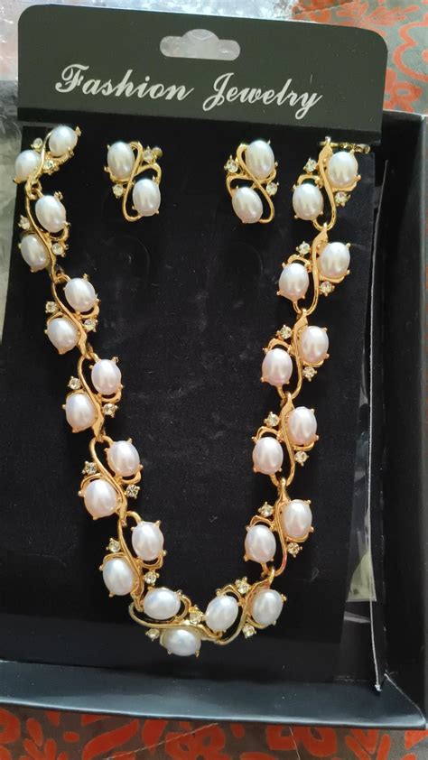 Shining Diva Fashion Latest Stylish Design Fancy Pearl Earrings ...