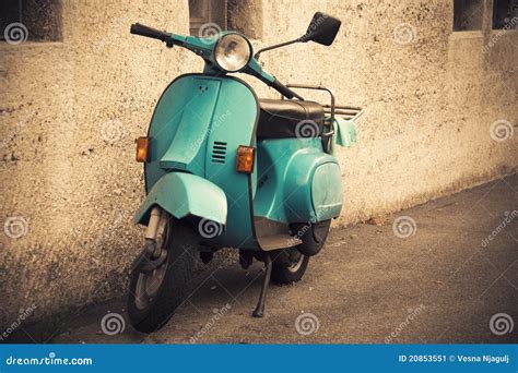 Old Blue Scooter, vintage stock image. Image of bikes - 20853551