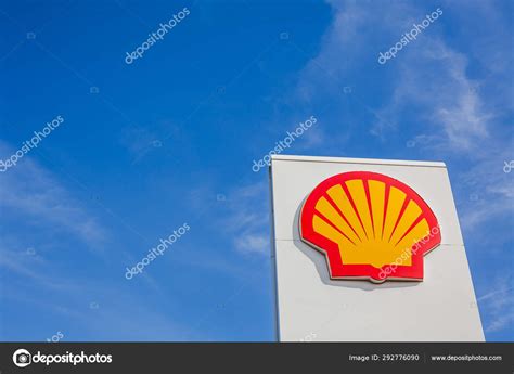 Royal Dutch Shell Logo