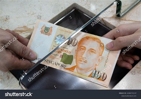 16,973 imágenes, fotos de stock, objetos en 3D y vectores sobre Economy of singapore | Shutterstock