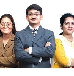 Amity University Mumbai, Leadership