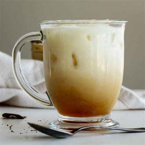 Iced London Fog (Earl Grey Tea Latte) – Milk and Pop
