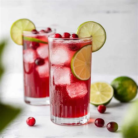 Cranberry Ginger Twist Mocktail Recipe: Refreshing Holiday Drinks Made ...