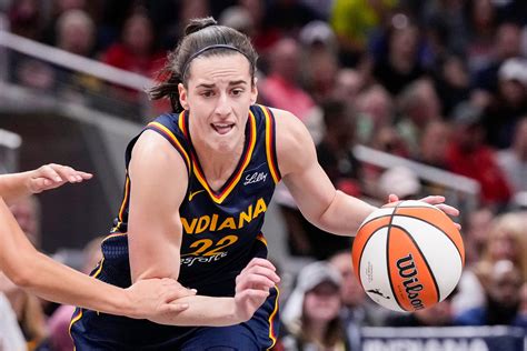 Caitlin Clark wins WNBA Rookie of the Year after historic debut