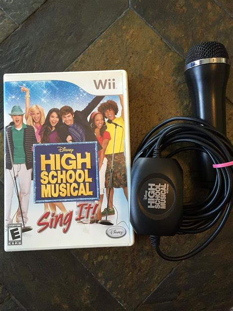 Disney High School Musical Sing It Bundle with Microphone - Nintendo ...