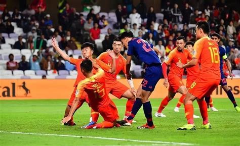国足2-1险胜泰国 晋级亚洲杯八强 - 每日头条