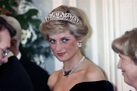 Princess Diana's death: Revisiting AP's coverage of fatal car crash ...