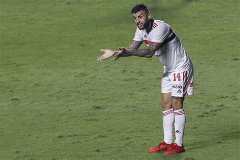 Voltou ao DM? Zubeldía explica ausência de Liziero contra o Cruzeiro ...