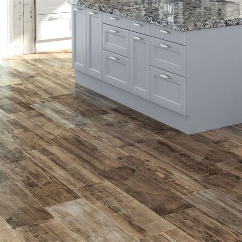 Wood Looking Porcelain Tile Flooring