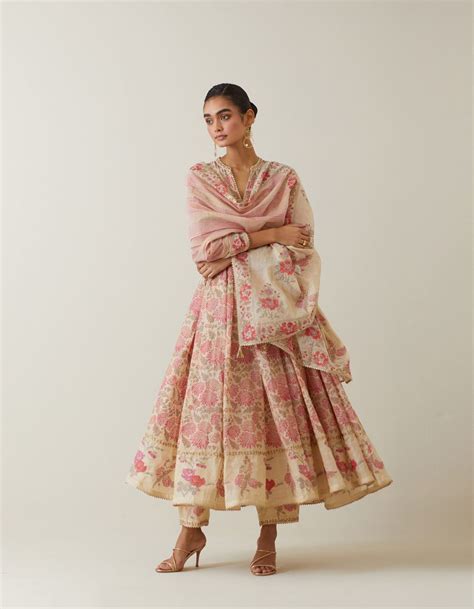 Kora designer clothes | Elanstore