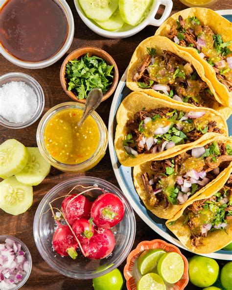 Tacos de Barbacoa (EASY Crock Pot Recipe)
