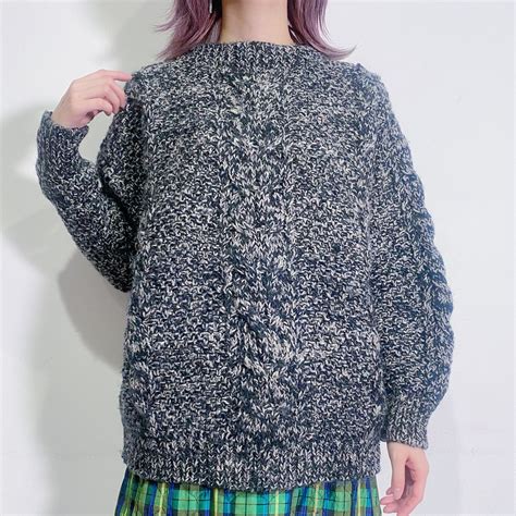 gray wool knit sweater | LEMON