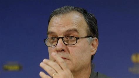 Marcelo Bielsa: "Han decepcionado a un pueblo que no lo merecía"