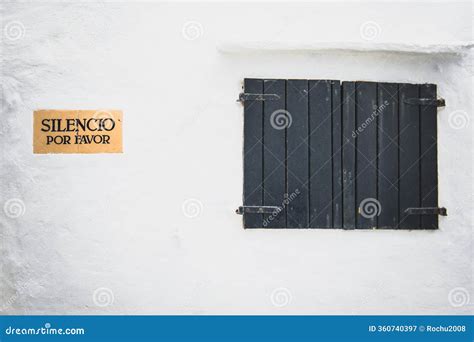 A Sign Saying Please Be Quiet in Spanish Silencio Por Favor on a White ...