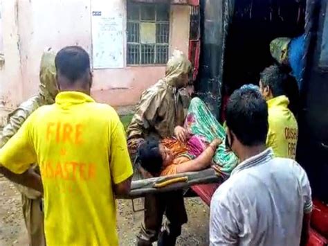 A 20-year-old pregnant woman gave birth to a daughter in a fire brigade ...