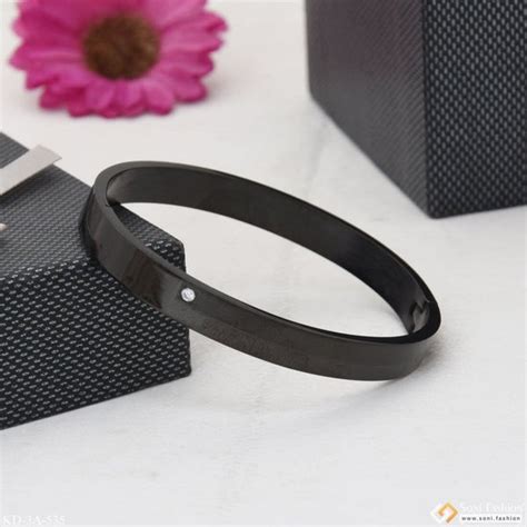 Buy Men's Kada Online | Gold Plated, Silver, Stainless Steel, Punjabi ...