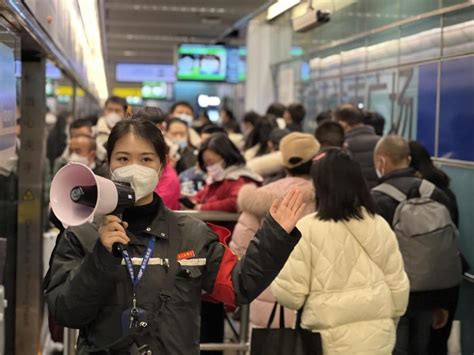 春运收官 重庆轨道交通运送乘客1.14亿人次同比增长2.9% - 重庆日报网
