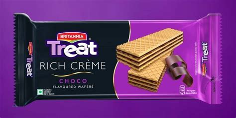 BRITANNIA Treat Rich Creme Chocolate Wafers Price in India - Buy ...
