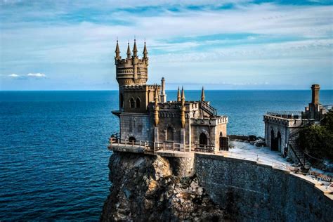 Что можно посмотреть в Крыму летом и зимой на машине