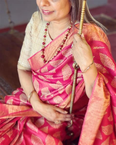 EE-V05589 ReddishPink Tussar Sari – sakhifashions