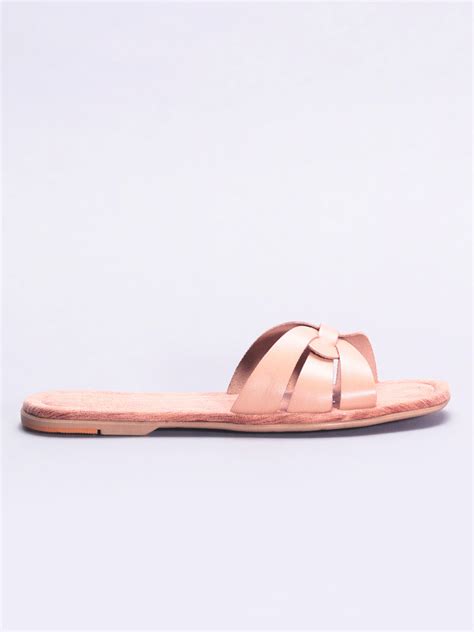 Bella Flats – Raw Hide