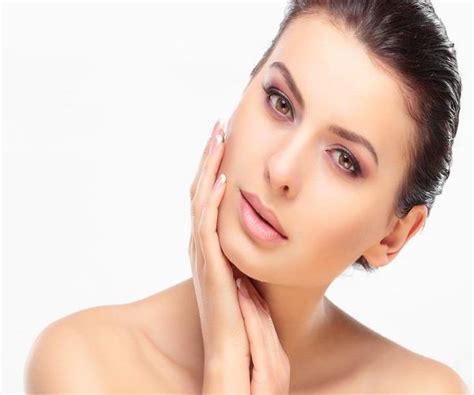 सुंदर और स्वस्थ त्वचा के लिए अपनाएं ये घरेलू उपाय - these-home-remedies ...