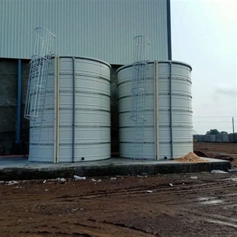Raw Water Tank Trader - Retailer from Vadodara