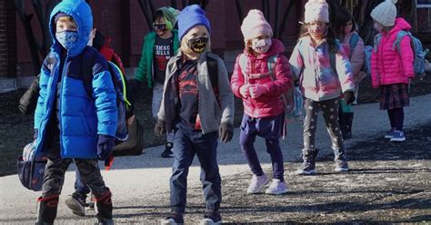 Illionois 1 Million Students Get Debit Cards Worth $450