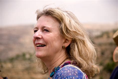 Frases de Deborah Moggach | Frases de famosos