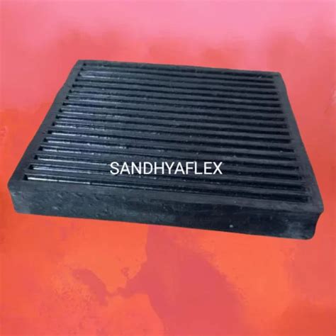 Anti Vibration Rubber Mounting Pad - Pvc Rungs sandhyaflex Service ...