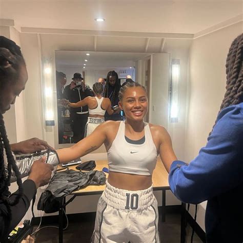 Tennessee Thresher | Photos and Bios | Cutiecentral.com