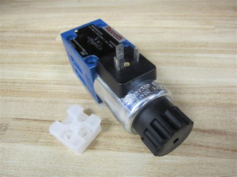 Buy Rexroth Bosch R900052392 Valve M-3 SED 6 CK13/350 CG24 N9K4 Online ...