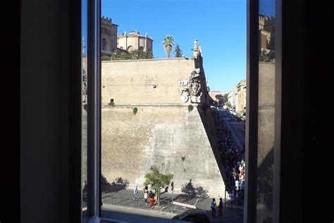 Enjoy Vatican Museums , Sistine Chapel , Raphael rooms : guided tour ...