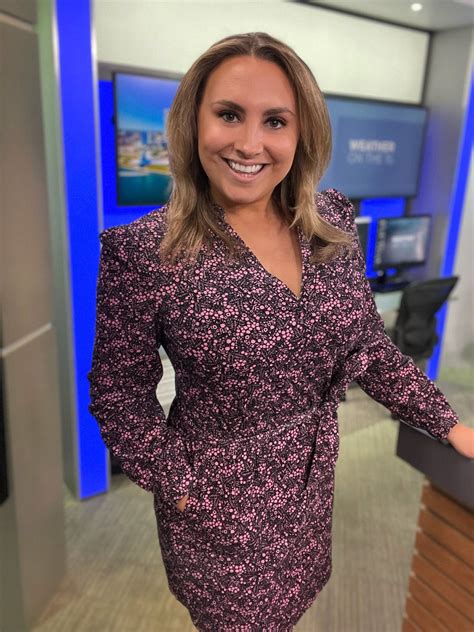 Robin Gwenn - KFXV McAllen TX : r/WeatherGirls