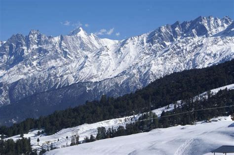 Auli In Winter 2026: Top Reasons To Visit This Snowy Paradise!