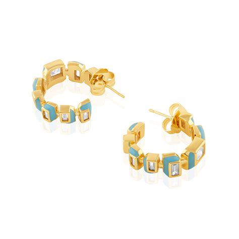 Buy Stylish Hoop Earrings For Women Online | Isharya