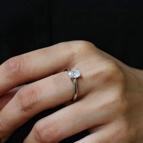 Buy Moissanite Jewellery Online for Women | Cutiefy
