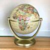 Small World Globe 的图像结果