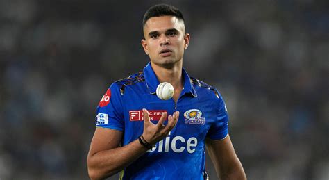 Final audition for "uncapped" Arjun Tendulkar before IPL 2025 retention ...