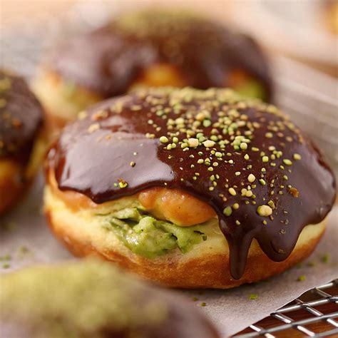 The Best Ever Dubai Chocolate Donuts - 2025